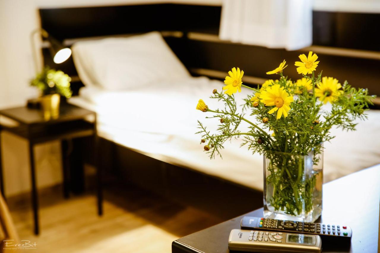 Shaar Hagolan Kibbutz Country Lodging Ngoại thất bức ảnh